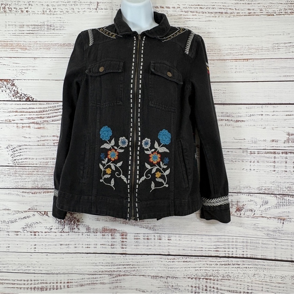IDYLLWIND Miranda Lambert Black Floral Embroidered Denim Jacket